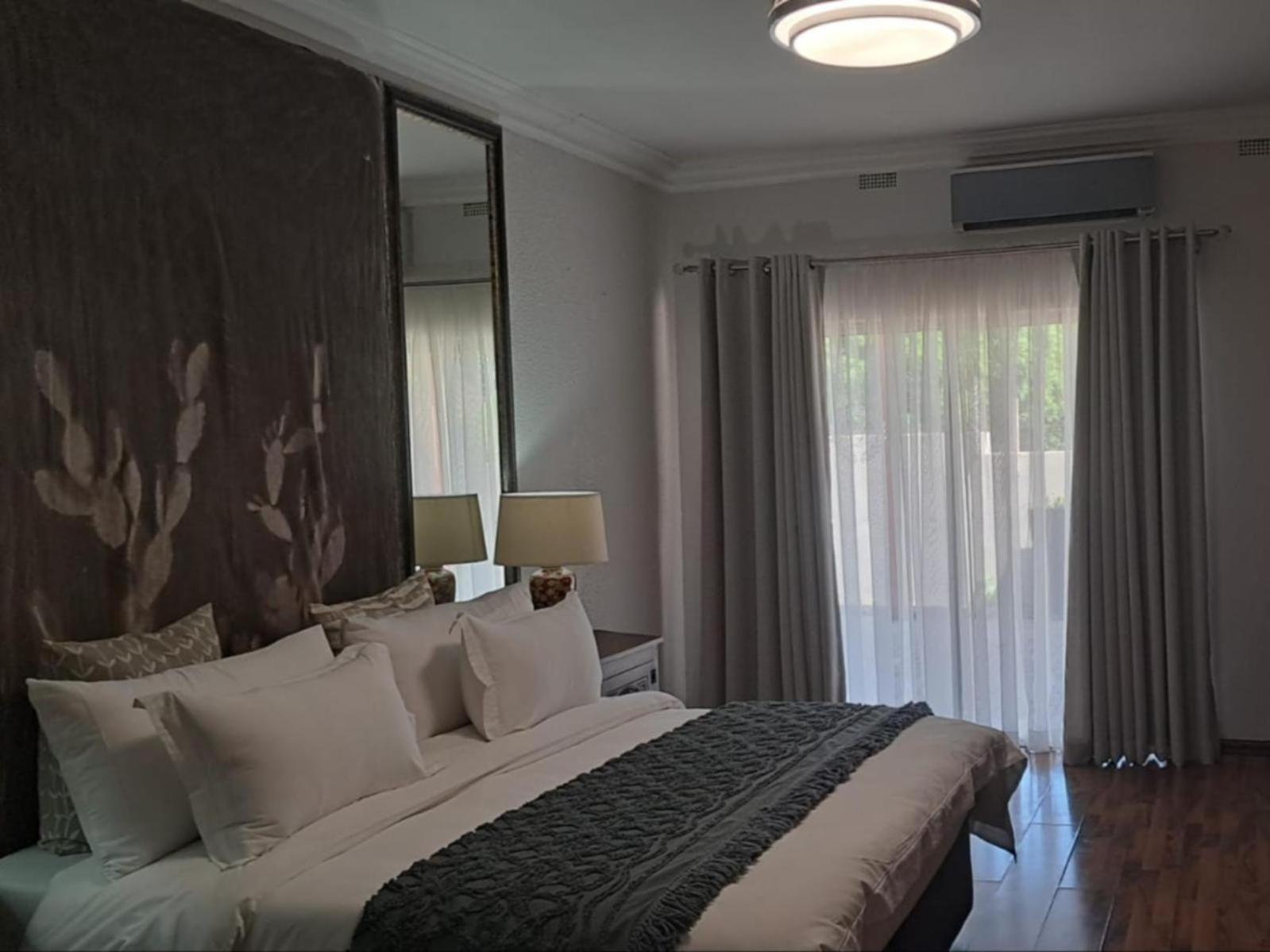 Art And Soul Restaurant, Accommodation, French Bar And Art Gallery ปาเรส ห้อง รูปภาพ