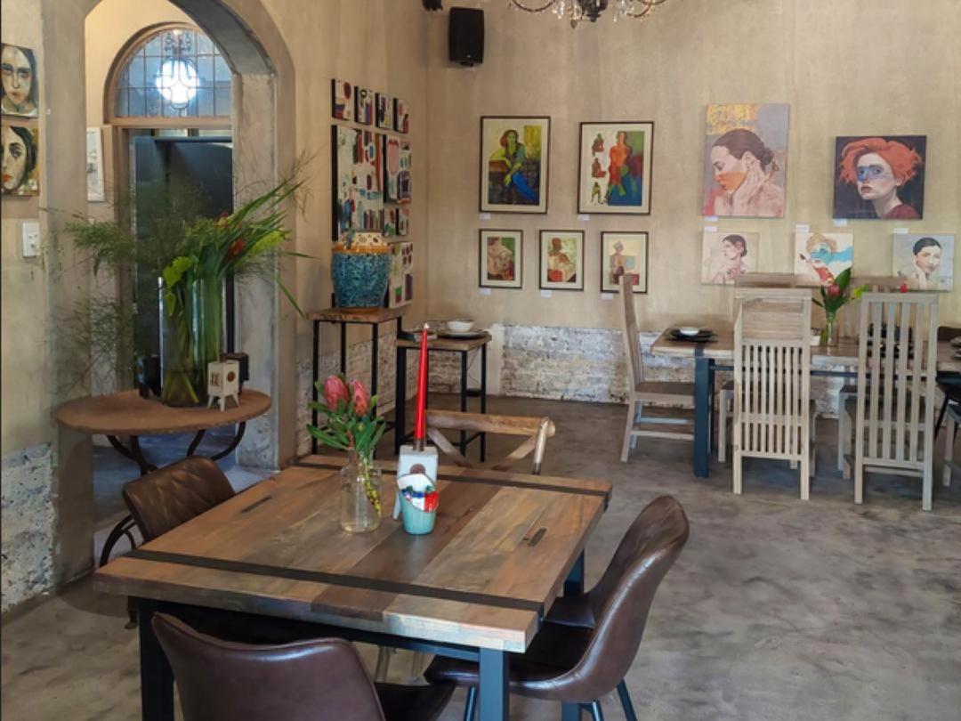 Art And Soul Restaurant, Accommodation, French Bar And Art Gallery ปาเรส ภายนอก รูปภาพ